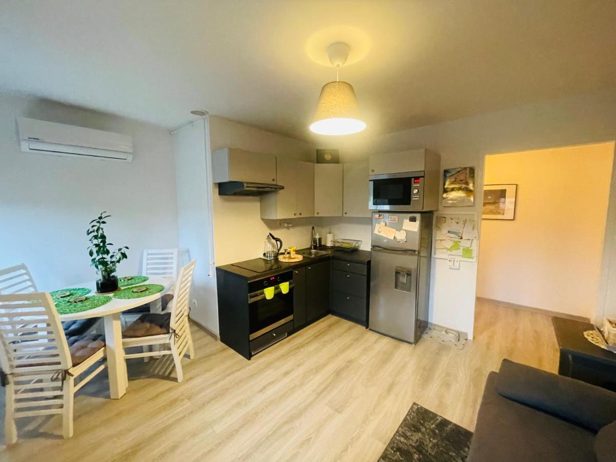 Apartament Oliwia Apartment Jelenia Góra Екстериор снимка